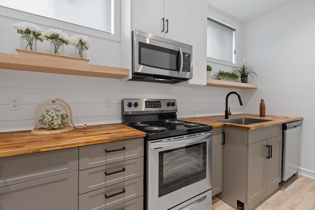microwave_kitchen_appliance