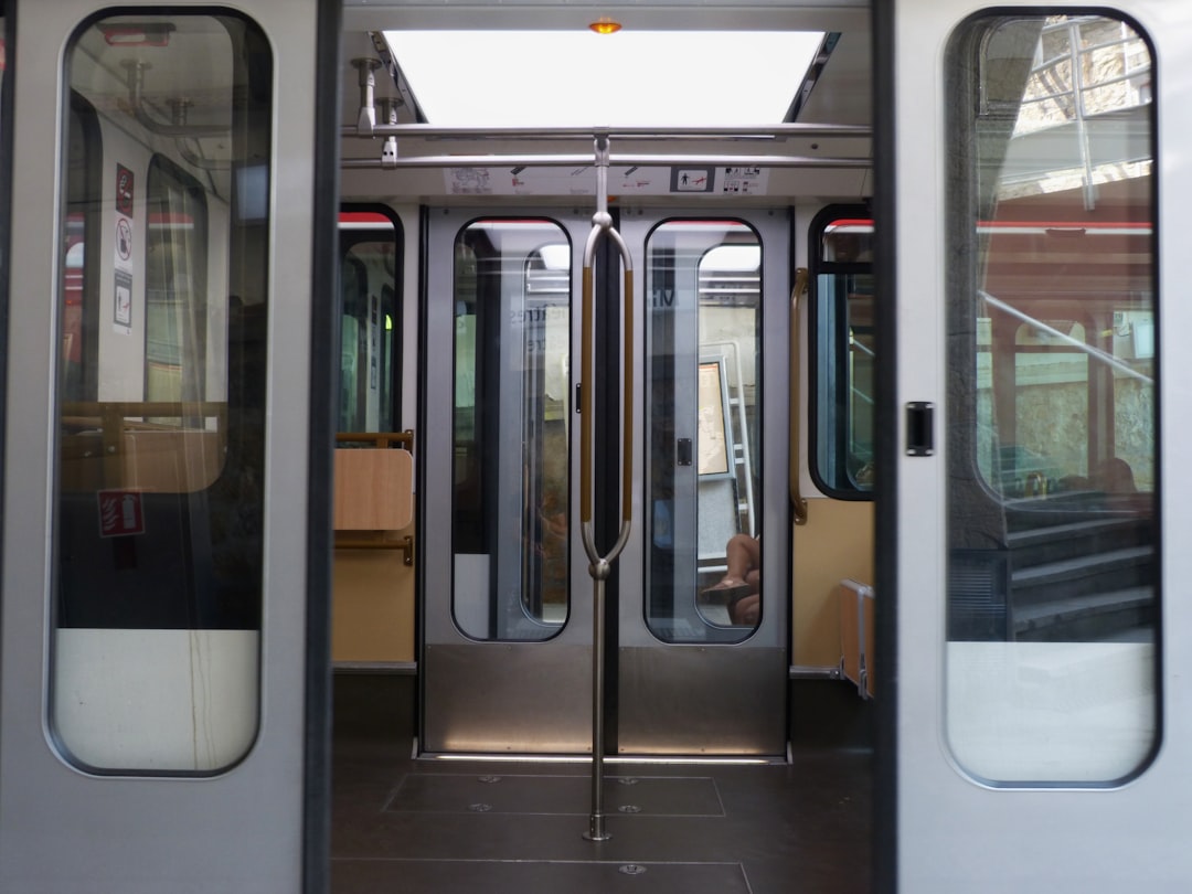 automatic_door_entrance